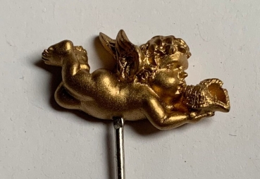 Engel auf Stab mit Muschel, gold